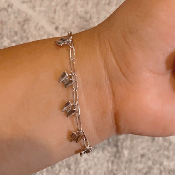 Butterfly Effect Bracelet 🦋 - Picture 2 of 4